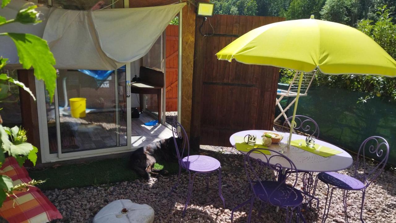Hotel Abri De Jardin Amenage, Chambre Camping Glamour Lalaye Exterior foto